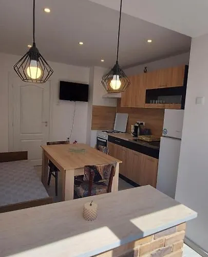 ゲストハウス Jasmin 4*