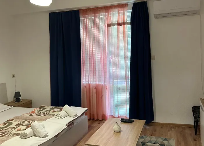 ゲストハウス Jasmin 4*